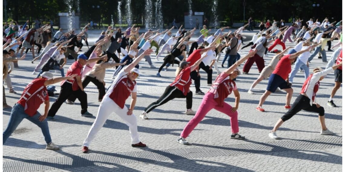 Новосибирцев позвали на «чемпионскую» зарядку в Центральный парк