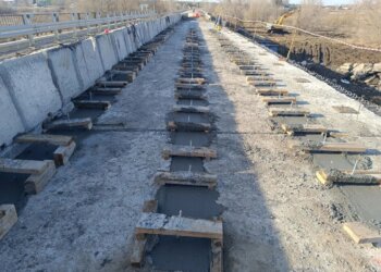 Два сельских моста в НСО начали ремонтировать по нацпроекту