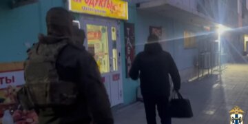 В Новосибирске пресечена деятельность группы, торговавшей контрафактным алкоголем и табаком