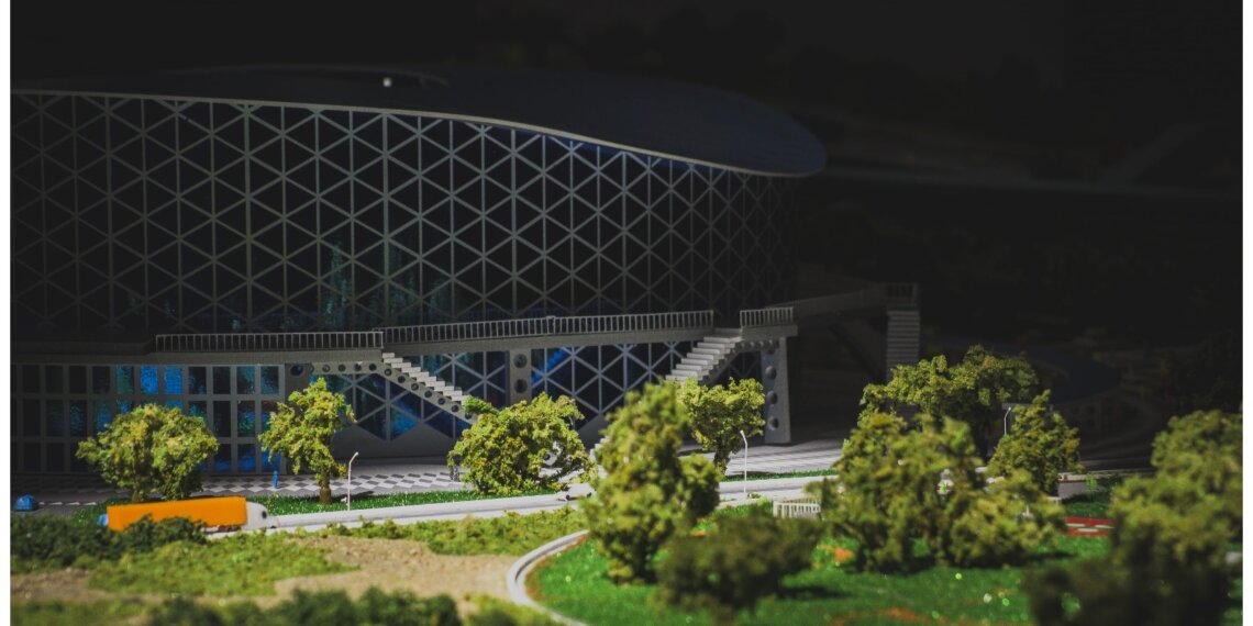 Заброшенный участок превратят в сквер имени Артемьева: в Новосибирске продолжают благоустройство территории у «Аэропорта»