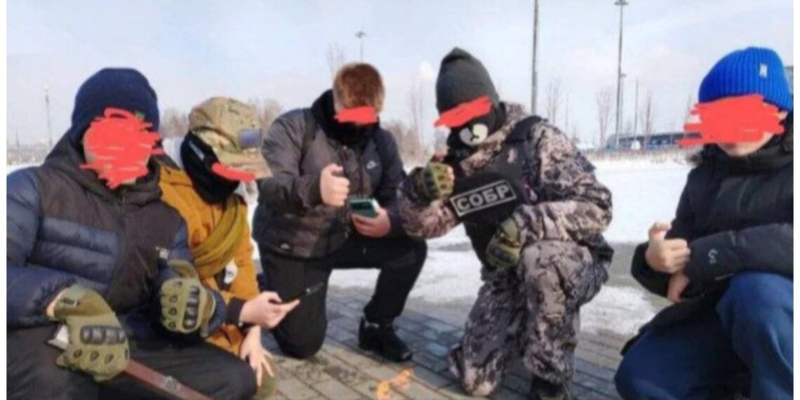 Новосибирские школьники объединились против фурри и анимешников