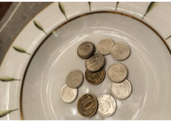 Под Новосибирском уволили руководителя учреждения культуры за «премии» супруге