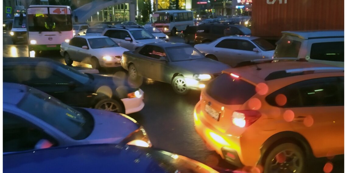 Более 2,2 млрд рублей направят на ремонт дорог и тротуаров в Новосибирске