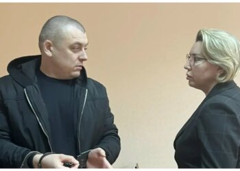 Экс-главу антикоррупционного отдела МВД по Новосибирску отправили в колонию за взятки