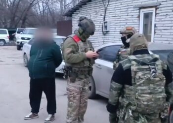 Восьмерых мигрантов выдворят из Новосибирска принудительно