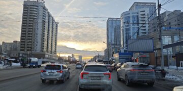 МЧС предупреждает водителей Новосибирска о тумане и гололедице