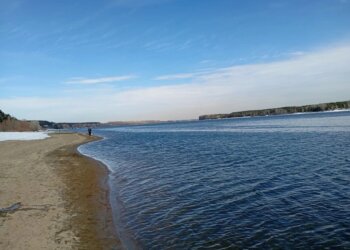 «Обстановка меняется ежечасно»: спасатели МЧС экстренно переброшены в два района региона