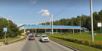 В Новосибирске готовится ремонт пешеходного моста у остановки «Обское море»