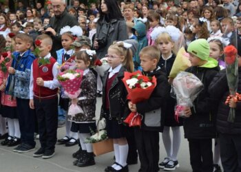 В мэрии Новосибирска назвали районы, где ждут больше всего первоклассников