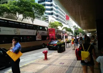 Цены на туры из Новосибирска на майские праздники упали почти вдвое