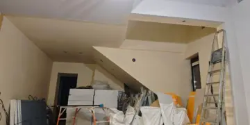 В Новосибирской области закрывается фабрика обоев