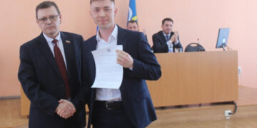 Глава Здвинского района досрочно покинул свой пост