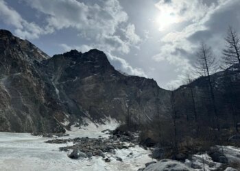 Трагедия в Бурятии: лавина сошла на туристов на горе Мунку-Сардык — есть погибшие
