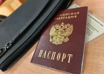 Новосибирцев старше 60 лет могут обязать менять паспорт