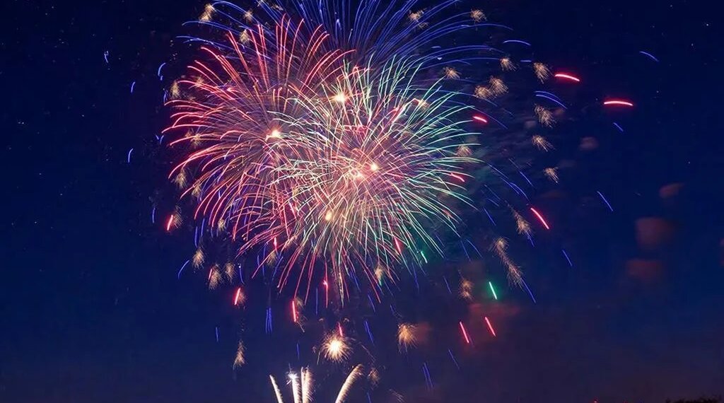 Омские власти снова отказались от салюта на 9 Мая