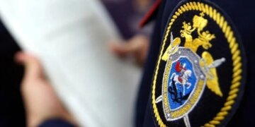 Успела попросить вызвать скорую: в игровом центре барнаульского ТРЦ скончалась женщина.