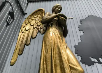 Представитель управления ветеринарии, участвовавший в массовом изъятии скота, умер в Новосибирске