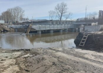 Прокуратура внесла очередное предостережение мэрии из-за моста