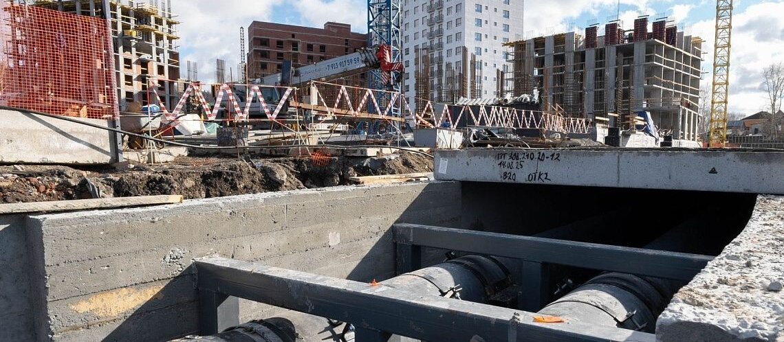 Более 10 км новых теплосетей построят для растущих микрорайонов Новосибирска