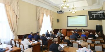 Менять психологию работодателя: в мэрии Новосибирска обсудили трудоустройство инвалидов и бойцов СВО