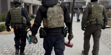 В Новосибирске задержаны глава и сотрудники компании «Воин вправе»