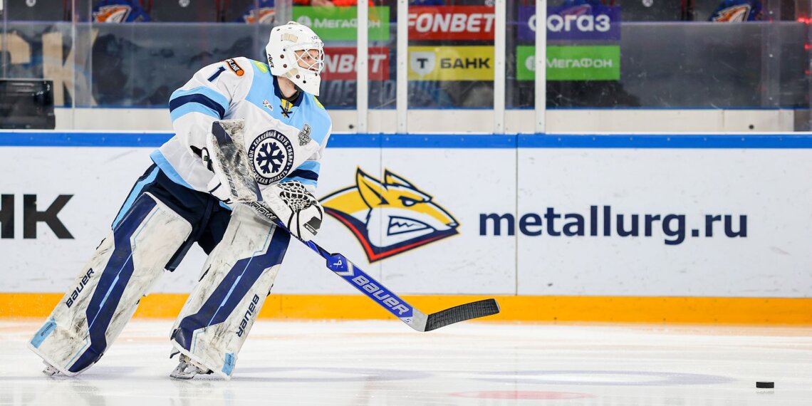 Хоккейная «Сибирь» сохранила вратарскую бригаду