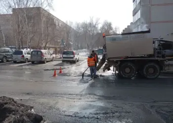 Асфальт не выдержал сезона: что не так с дорогами в Новосибирске