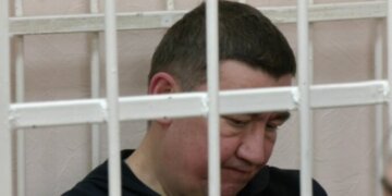 Имущество на 100 млн рублей изъяли у экс-директора САХ