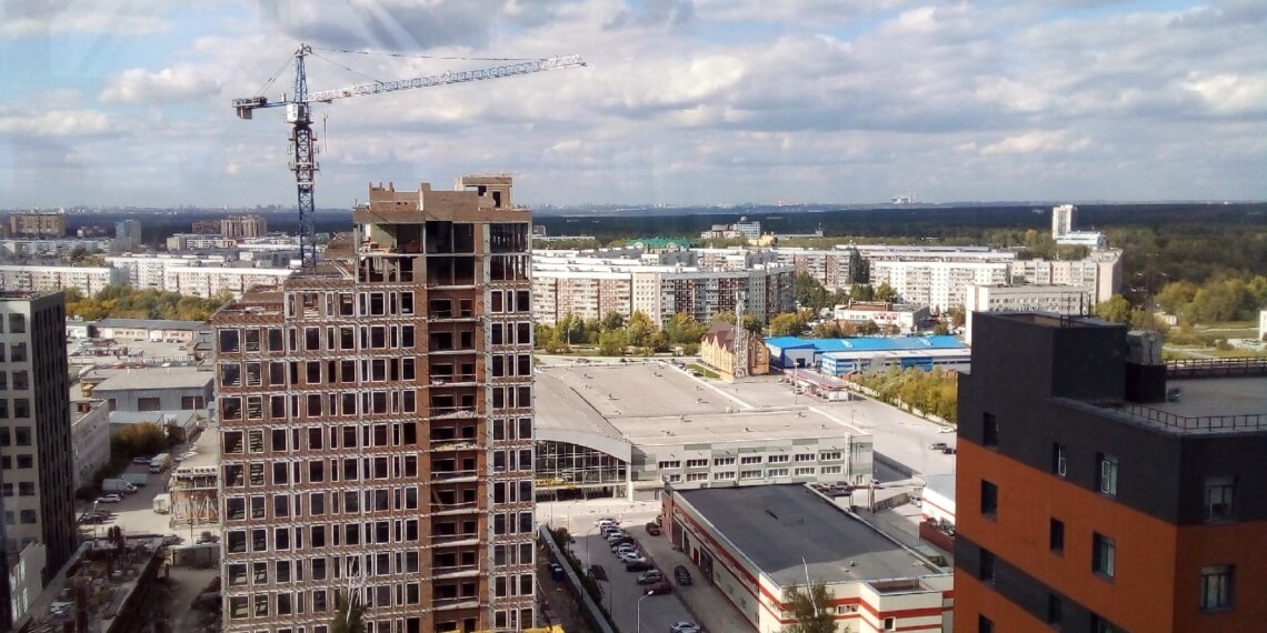 Ozon открывает второй складской комплекс в Новосибирской области