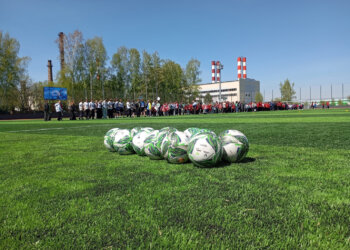 В Советском районе открылся новый футбольный стадион