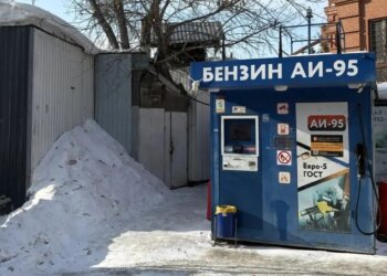 На Железнодорожной убрали опасную контейнерную АЗС