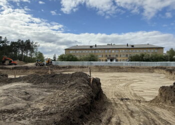 Больше культуры: в Ордынском начали строить крупнейшую школу искусств в регионе