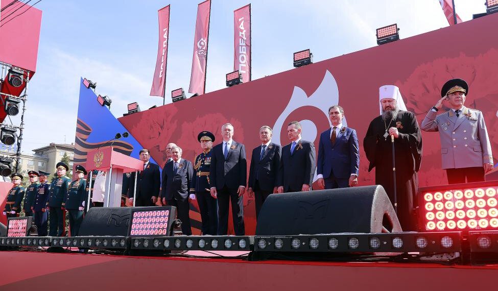 Новосибирск отмечает День Победы