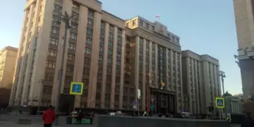 «Нам указывают, как жить, как выглядеть, когда рожать»: в Госдуме запустили кампанию против унижения женщин
