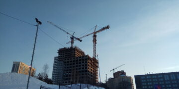 Две новые поликлиники в Новосибирске откроют двери для пациентов до конца года