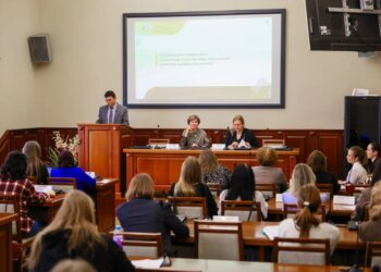 Коллаборация вместо конкуренции: как департамент социальной политики меняет подход к работе с НКО