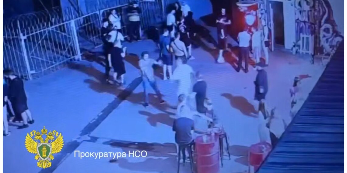 Новосибирец избил посетителя бара и отделался условным сроком