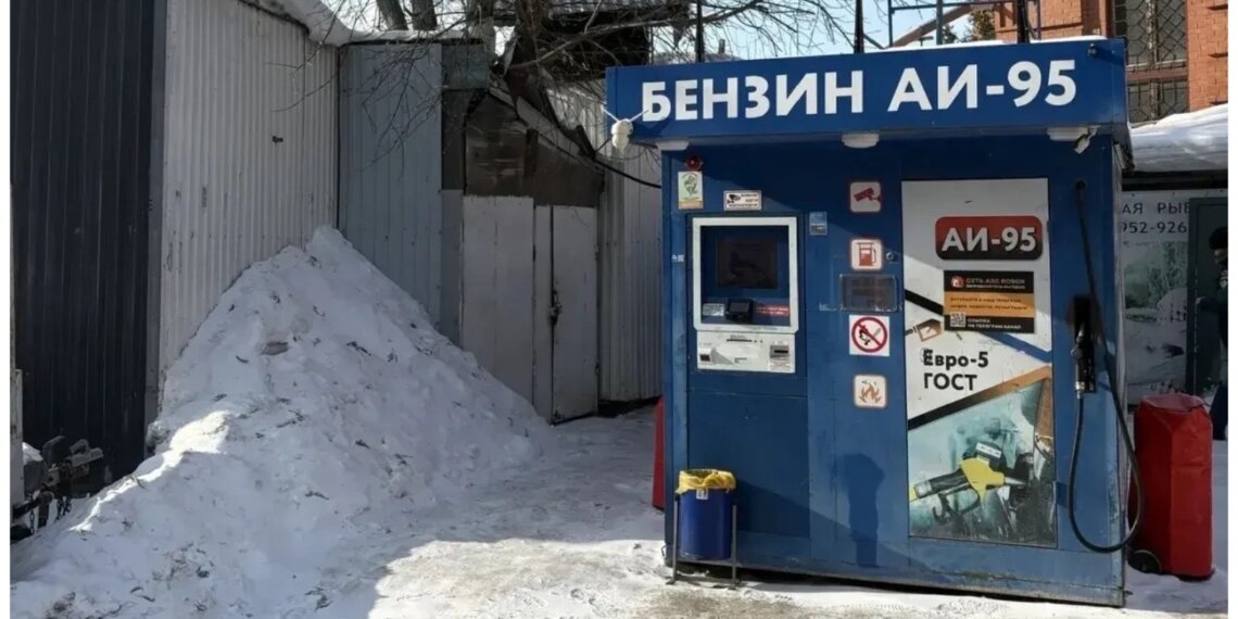 В Новосибирске демонтировали контейнерную АЗС после проверки прокуратуры