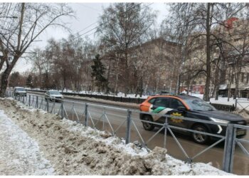 В Центральном округе Новосибирска заменят больше 1000 секций ограждений