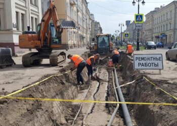 В Новосибирске ограничат движение транспорта из-за замены труб