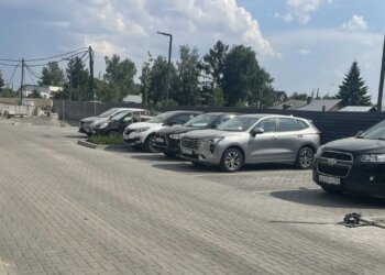 Жители дома на Ленинградской остались без видеокамер и шлагбаумов при смене УК