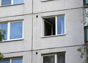 Новосибирским спасателям понадобилась помощь переводчика, чтобы выручить ребёнка