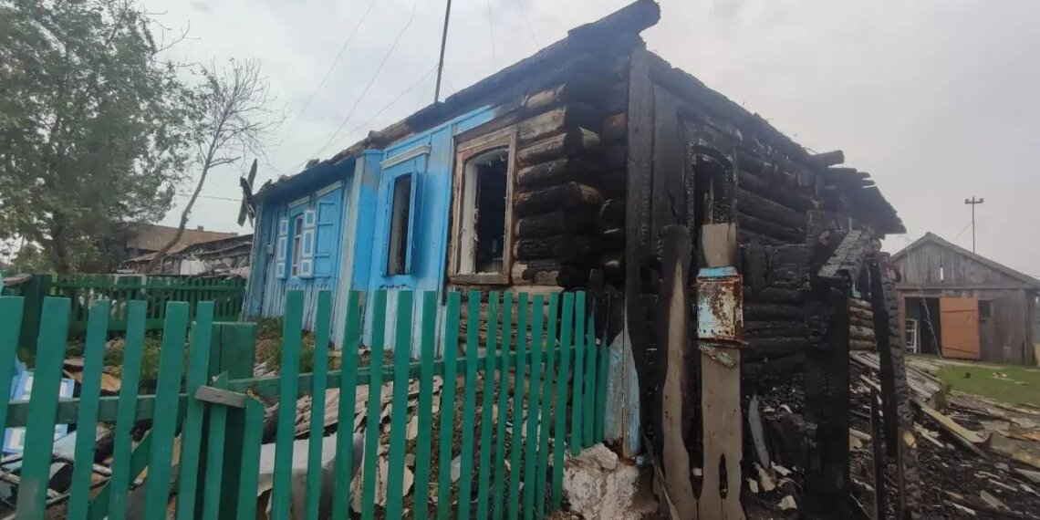 Многодетный отец пытался сжечь дом со своими детьми в Красноярском крае