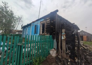 Многодетный отец пытался сжечь дом со своими детьми в Красноярском крае