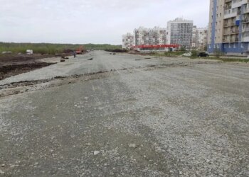 В Ленинском районе продолжается строительство улицы Титова