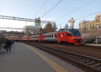 Электрички на День города уедут чуть попозже