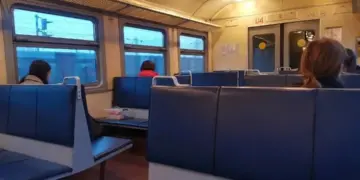 В Новосибирске купить билет на электричку теперь можно на станции метро Речной вокзал