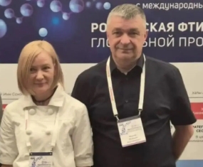 А доктор в салоне был: новосибирские врачи спасли жизнь мужчины в самолёте