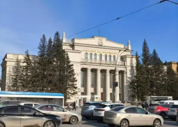 30 брошенных авто убрали с улицы Новосибирска с начала года