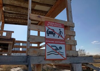 Матрос-спасатель спас ребёнка, купавшегося в запрещённом месте в Искитиме
